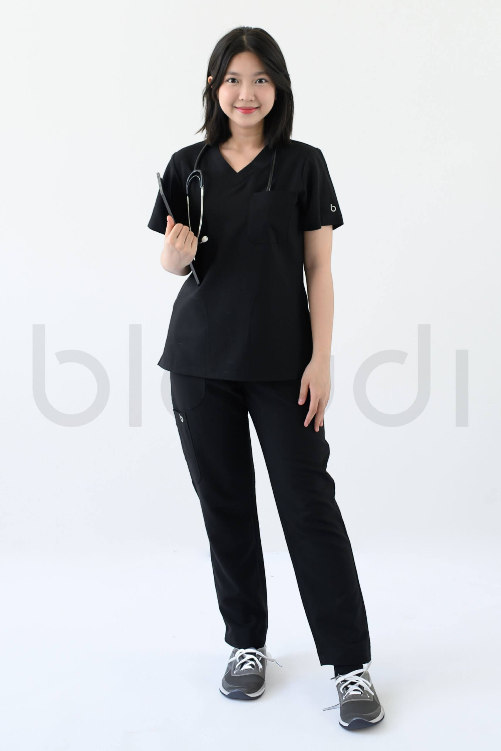 Hera Scrubs Black